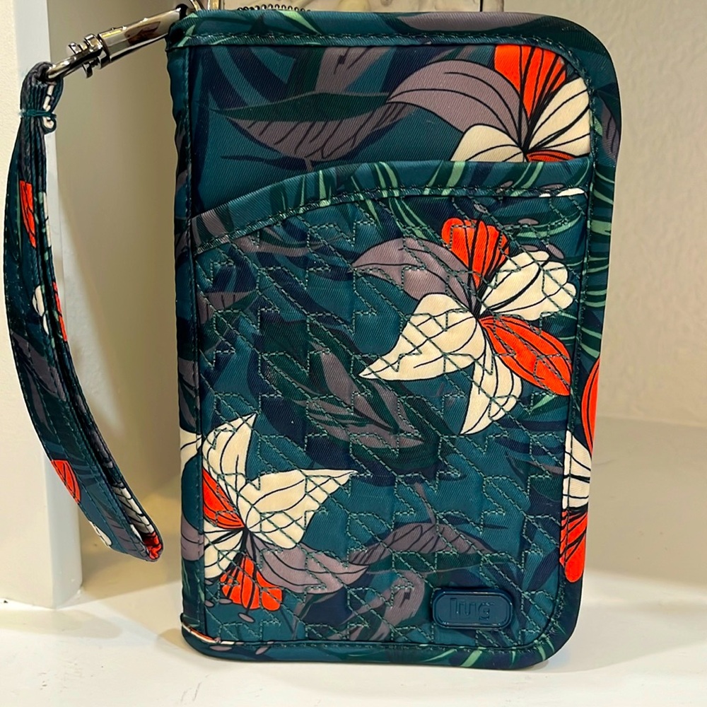 Lug tropical travel wallet